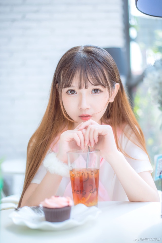 等曹操得到这里的消息，恐怕要明天了，虽然不是什么高明的计策，但总能给双方添点恶心，也将视线从主人身上移开。